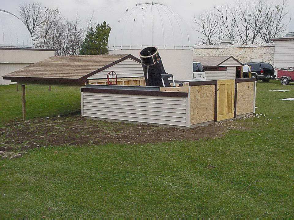D Shed - In Dec 2000 showing the Wiesen Scope in the nearly completed D Shed.