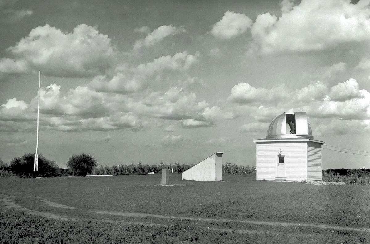 Observatory in 1938. North Radio Mast Complete