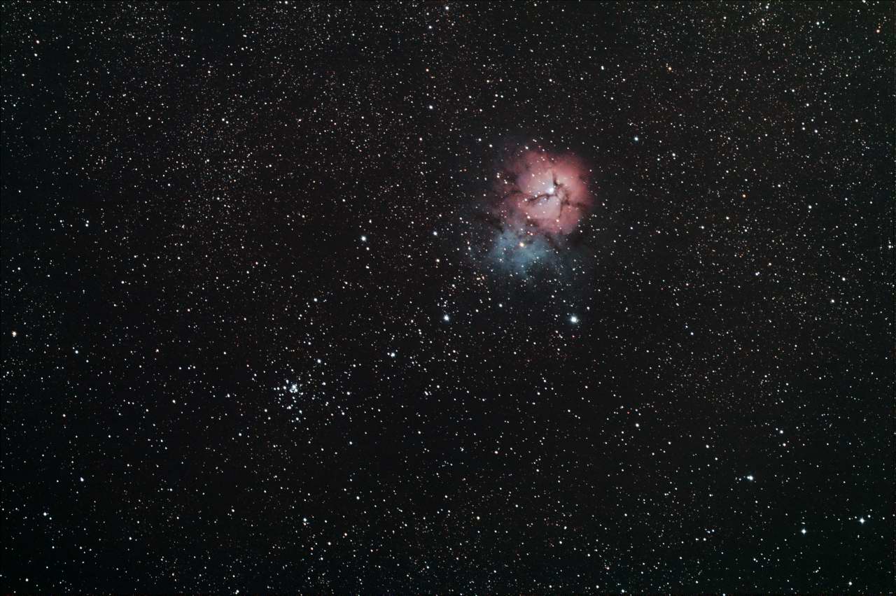 M20 - Trifid Nebula with M21 by Tamas Kriska 
