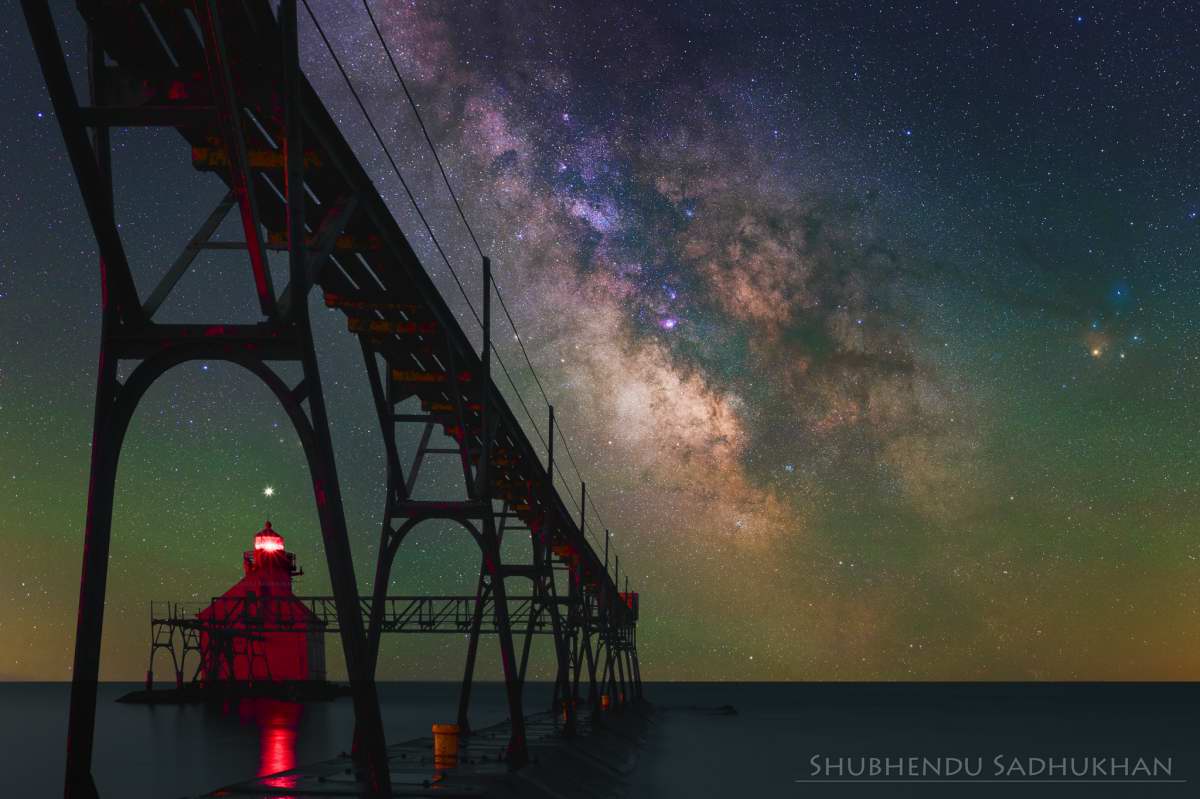 Milkyway Rising Over Sturgeon Bay Ship Canal Lighthouse