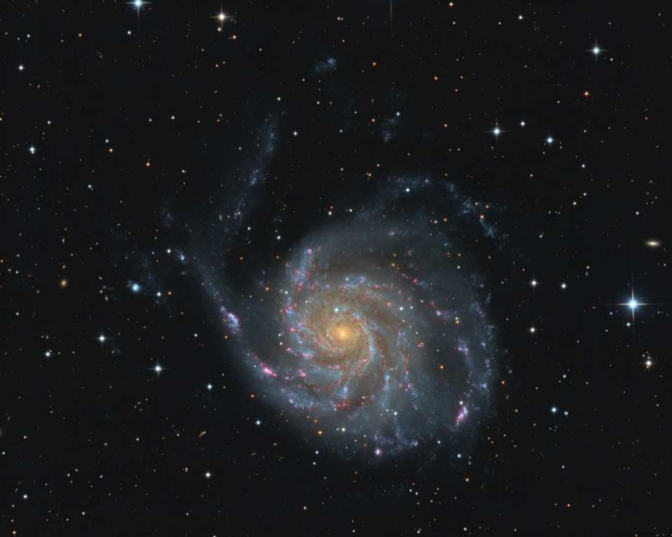 M101 - The Pinwheel Galaxy by Gabe Shaughnessy 