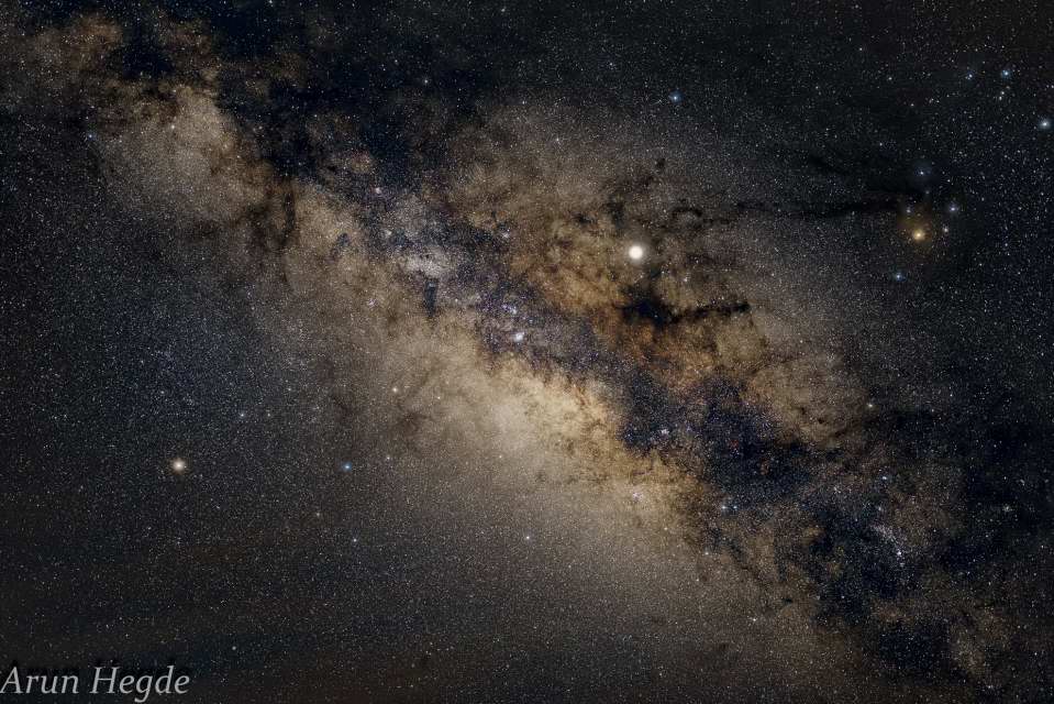 Milky Way 
		with Jupiter and Saturn from Kitt Peak by Arun Hegde 